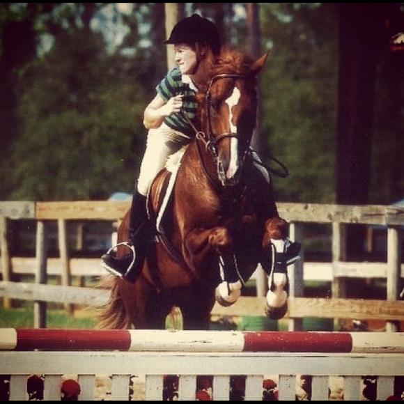 Redefining Sustainable Fashion - Picture 3 of 4